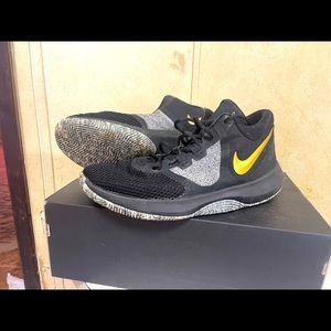 Nike Precision 2